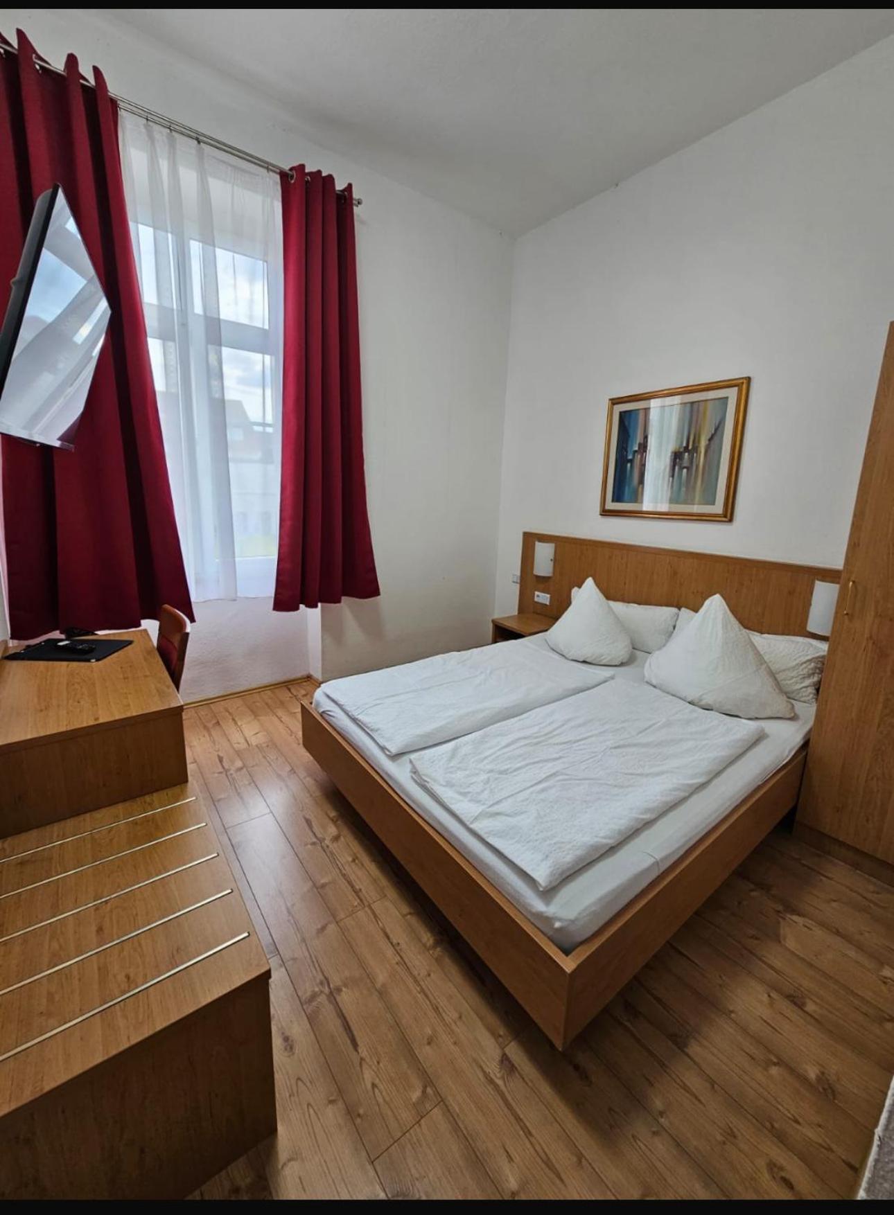 Hotel Restaurant Schwert Kehl Dış mekan fotoğraf