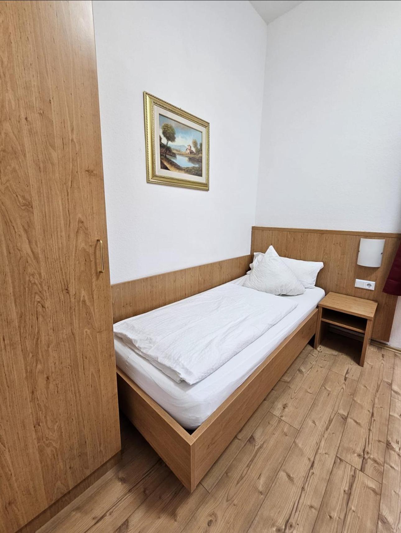 Hotel Restaurant Schwert Kehl Dış mekan fotoğraf